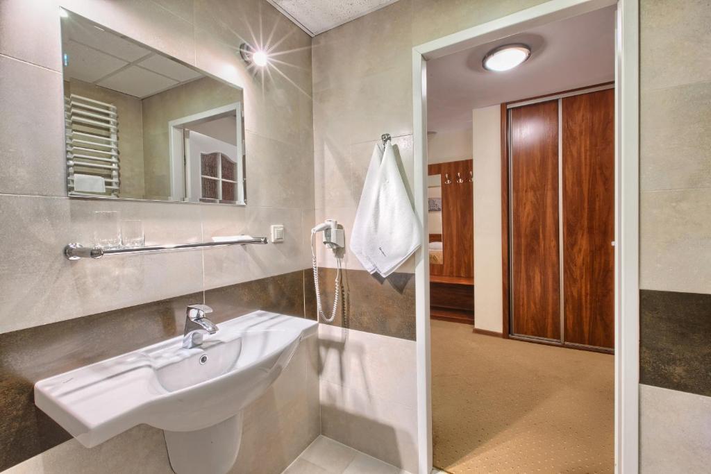 Hotel Renesans Zamość Zimmer foto